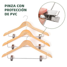 Cargar imagen en el visor de la galería, Perchas de Madera con Pinzas y Muescas Antideslizantes- Madera