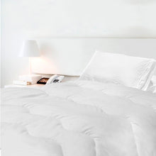 Cargar imagen en el visor de la galería, Edredón/Relleno Nórdico de 300gr/m² de Fibra Hueca