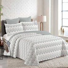 Cargar imagen en el visor de la galería, Colcha Bouti Estampada para Verano y Entretiempo. Incluye Funda de cojín- Zig Zag Gris