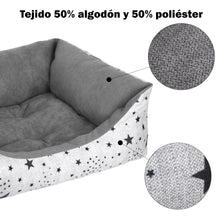 Cargar imagen en el visor de la galería, Cama para mascotas rellena de fibra - Estrellas - Pequeña