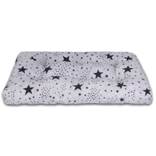 Cargar imagen en el visor de la galería, Cama de Mascota, Colchón o Colchoneta Reversible Estampada- Estrellas