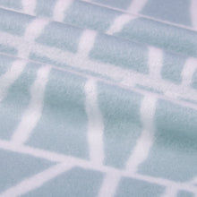 Cargar imagen en el visor de la galería, Juego de sábanas de 3 Piezas Invierno- Rayas Azul