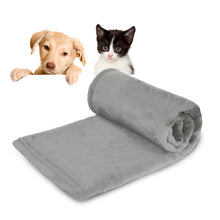 Cargar imagen en el visor de la galería, Manta para Perros, Gatos y Mascotas de Terciopelo- Gris Claro