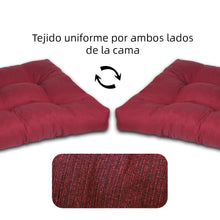 Cargar imagen en el visor de la galería, Cama de Mascota, Colchón o Colchoneta Reversible Estampada- Granate