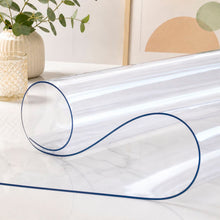 Cargar imagen en el visor de la galería, Protector de Mesa Transparente de PVC, Mantel Grueso 1,5 mm Impermeable, Anti manchas -Mesa Rectangular y Redonda
