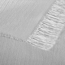 Cargar imagen en el visor de la galería, Colcha Plaid Multiusos, Jarapas para Sofá- Liso Gris Claro

