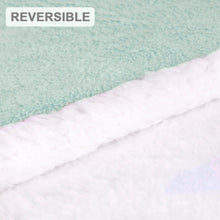 Cargar imagen en el visor de la galería, Manta reversible para sofá o cama de borreguito y franela-Verde
